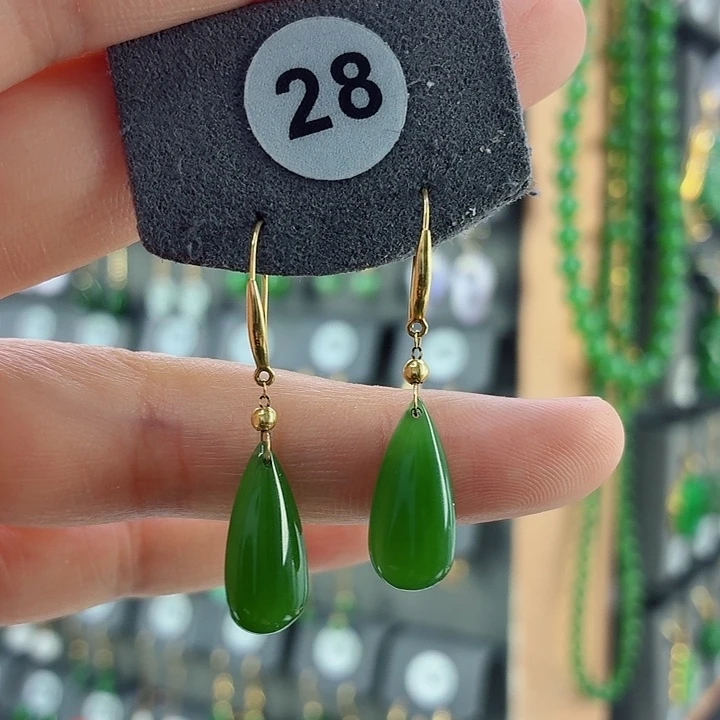 和田玉18K金镶嵌耳饰