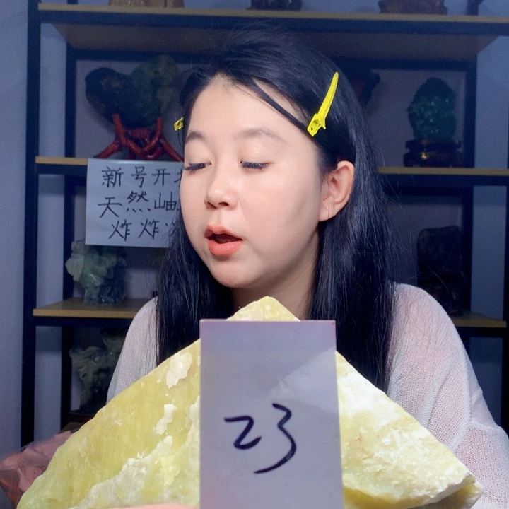 足银镶嵌蛇纹石玉1