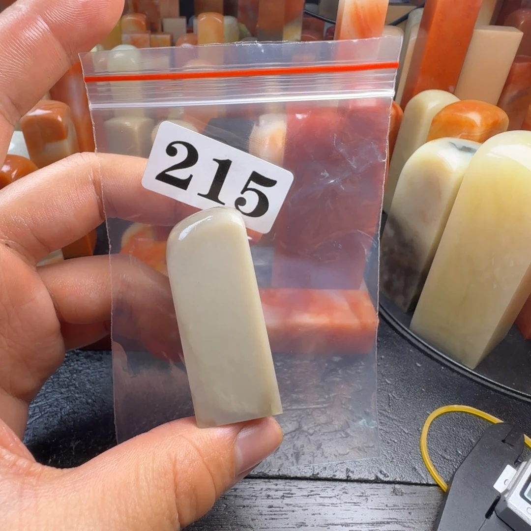 老挝石风**润ojjjhhhghhhhjjjjj