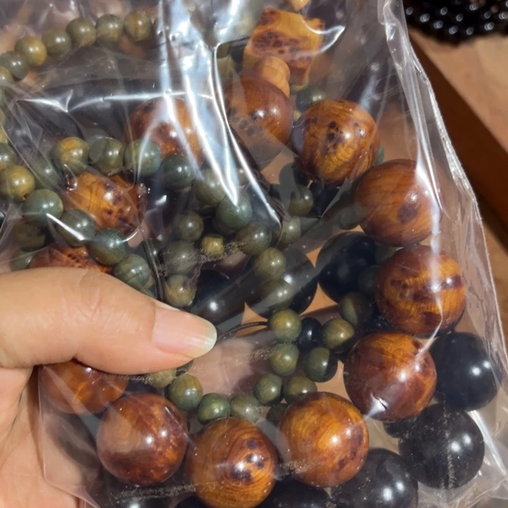 香榧木试****失木料木料手串手链