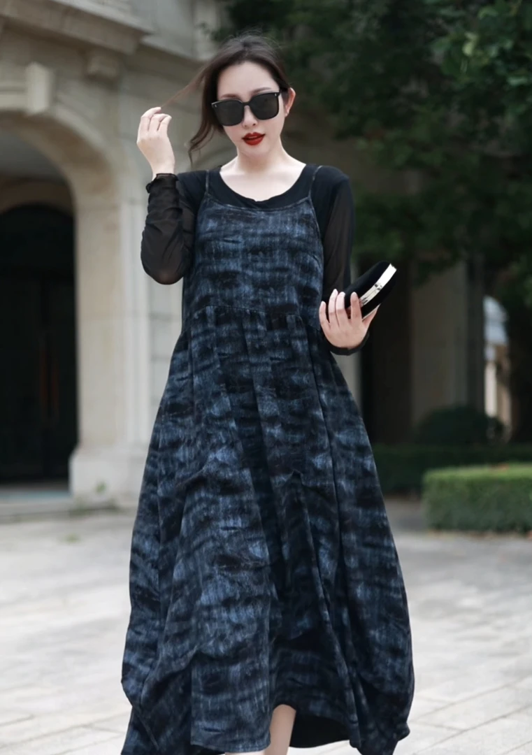 时尚高端大气吊带裙