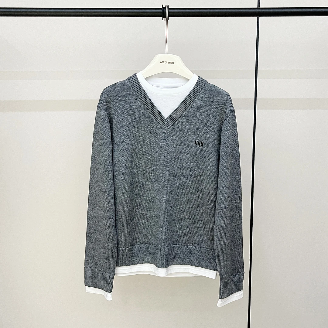 【MAODOU】5573 假两件 拼接款 鸡心领 新品发售 花灰色羊毛纱线