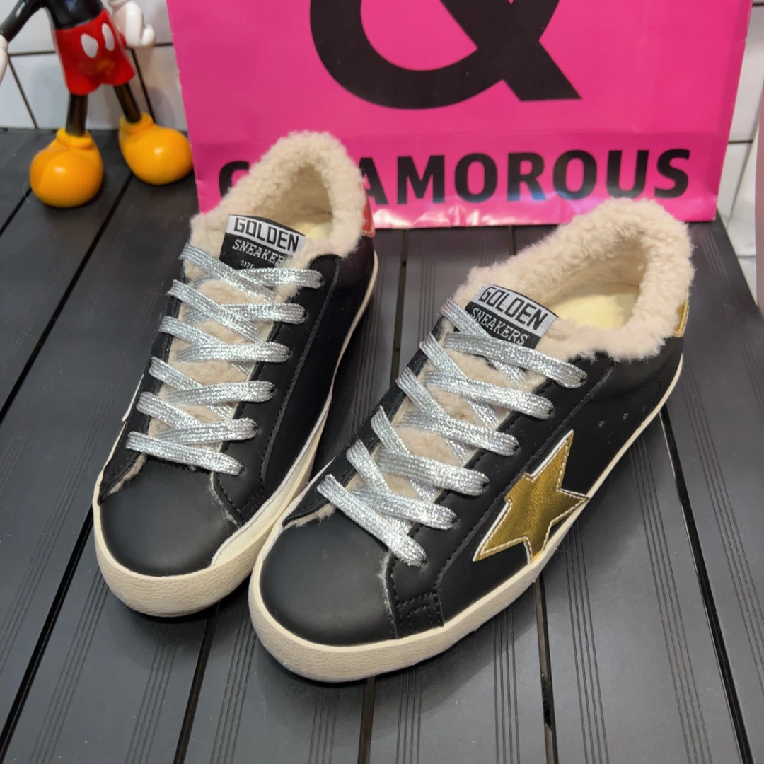 2576冬季黑金韩版纯皮做旧加绒星星鞋百搭超酷潮流内增高女鞋时尚