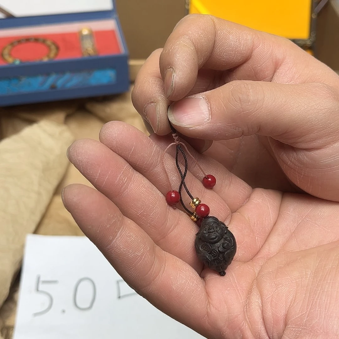 大叶紫檀（黑酸枝木类）