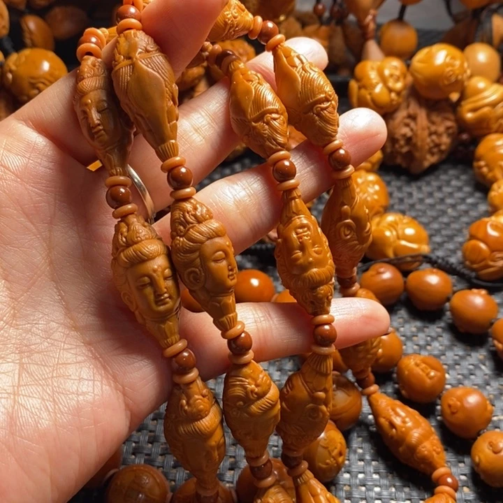 吊坠橄榄核liu ye guan yin