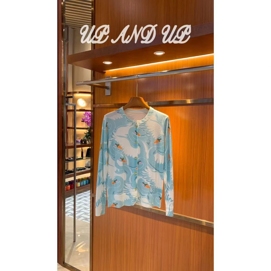 ‘白天鹅’轻奢高级单排扣显瘦百搭长袖羊毛衫