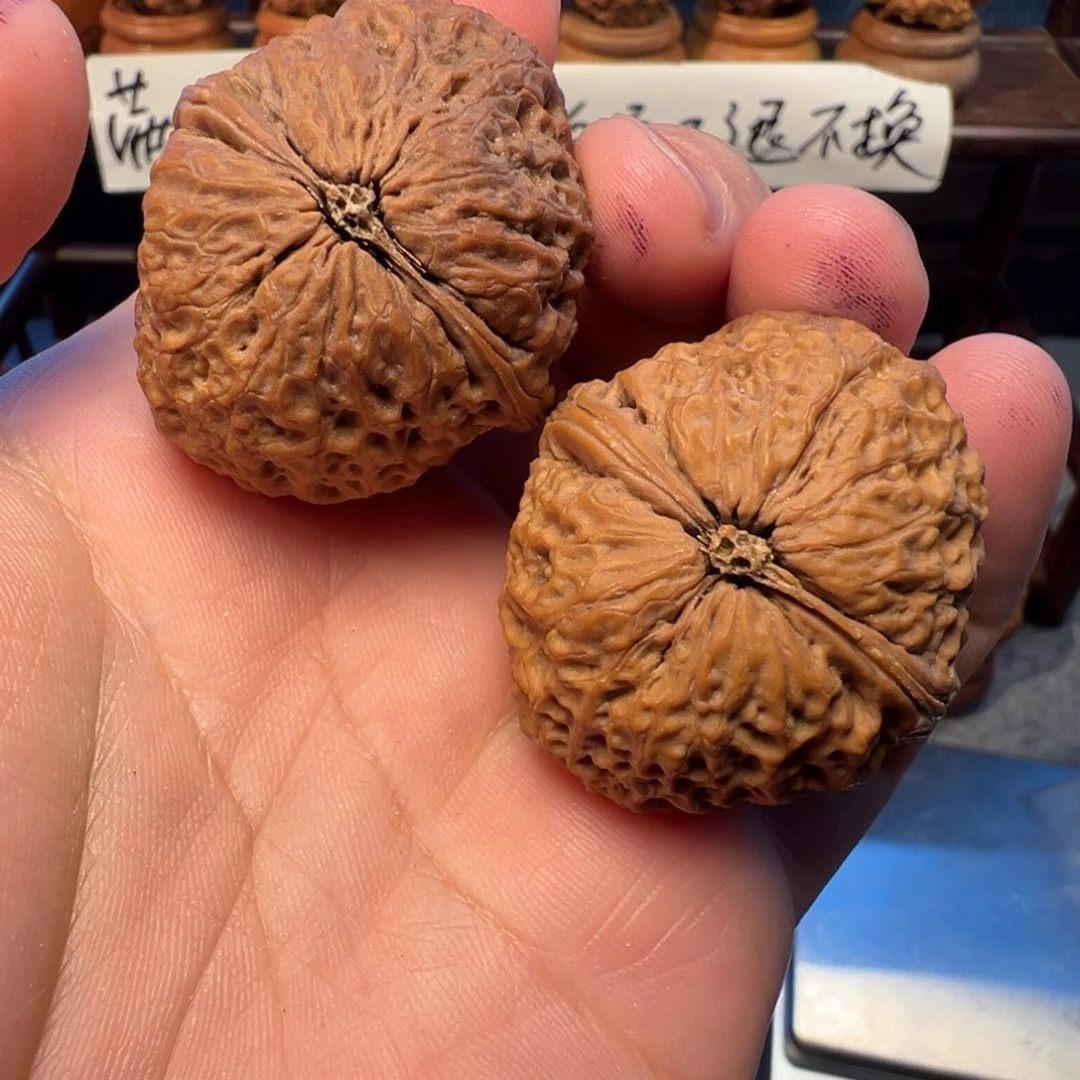 吊坠文玩核桃蚂蚁纹铁狮子40mm