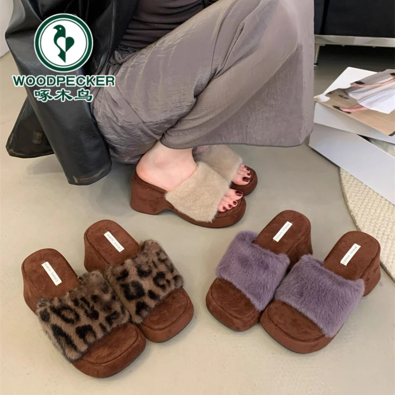 啄木鸟小个子厚底增高毛毛拖鞋女秋冬季外穿高跟坡跟毛绒一字拖鞋