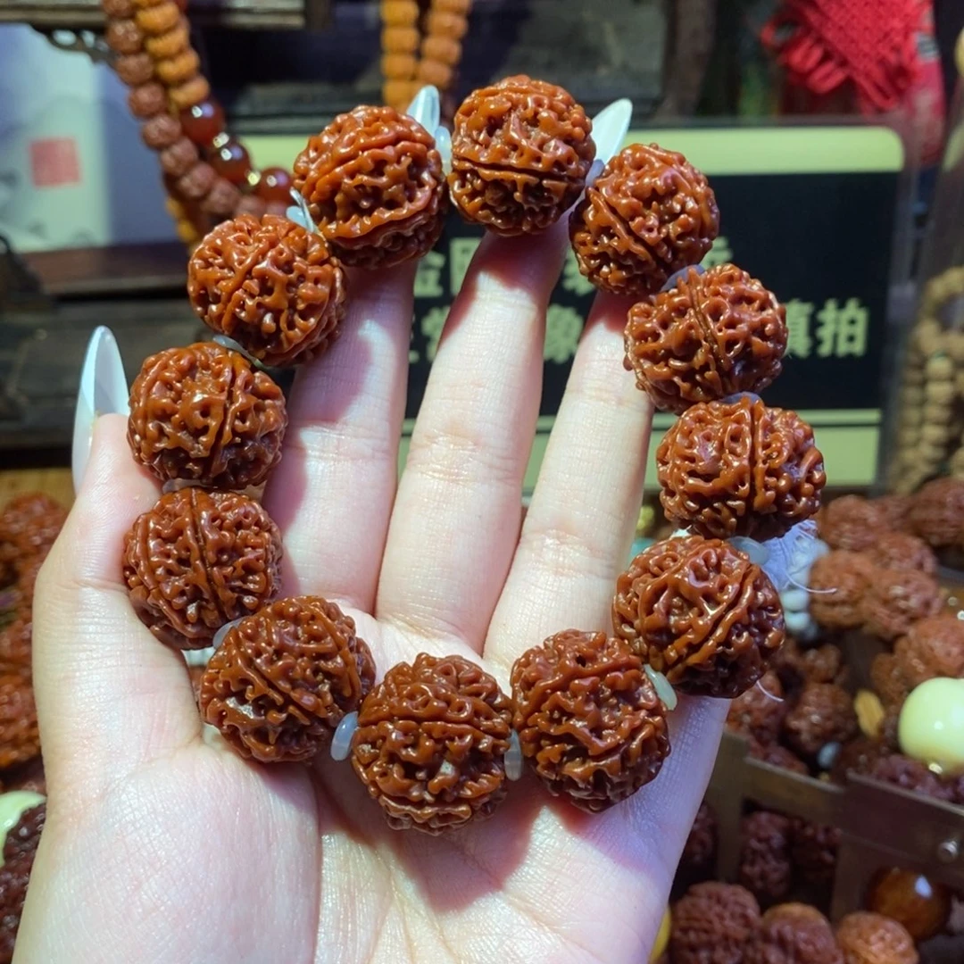 金刚菩提吊坠226原生态玉华