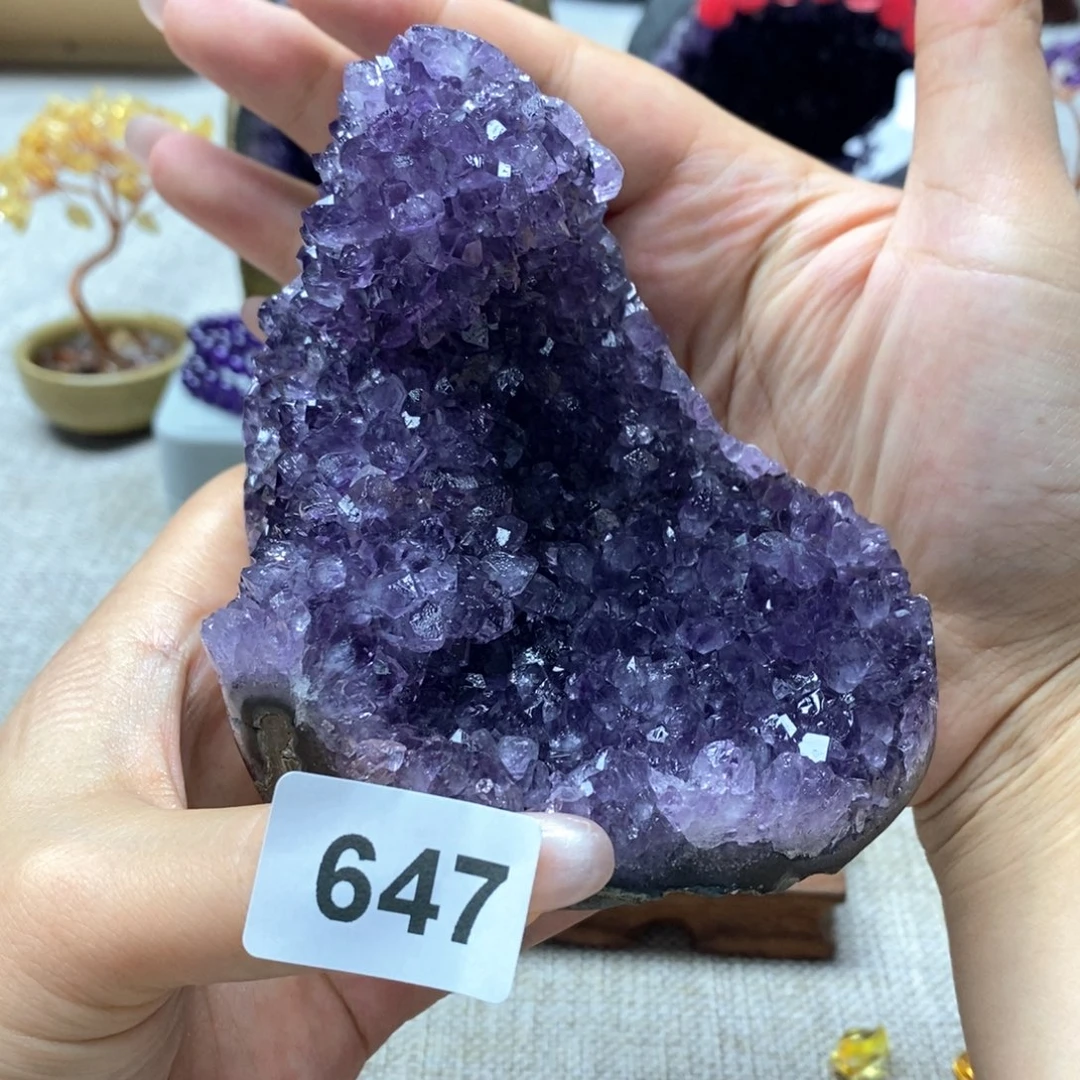 未镶嵌水晶大型摆件（非配饰）