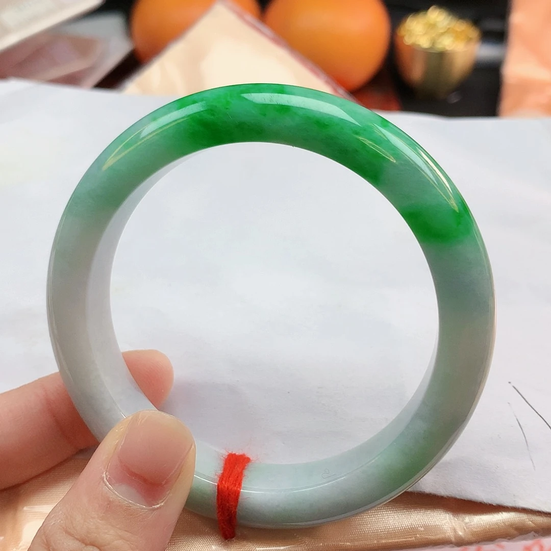 翡翠手镯未镶嵌58圈2156