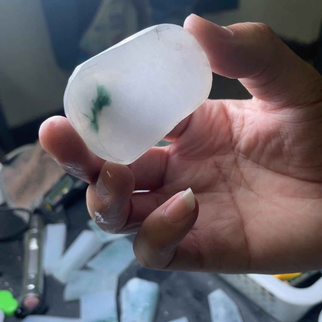未镶嵌定制翡翠