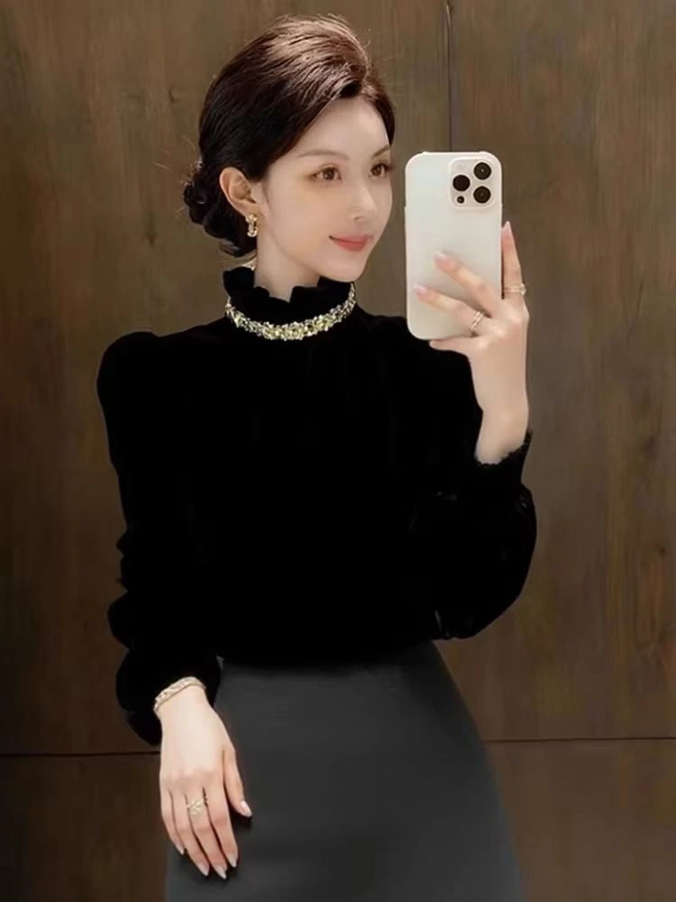 法式轻熟风黑色丝绒高领打底衫女秋冬内搭设计感修身正肩长袖上衣