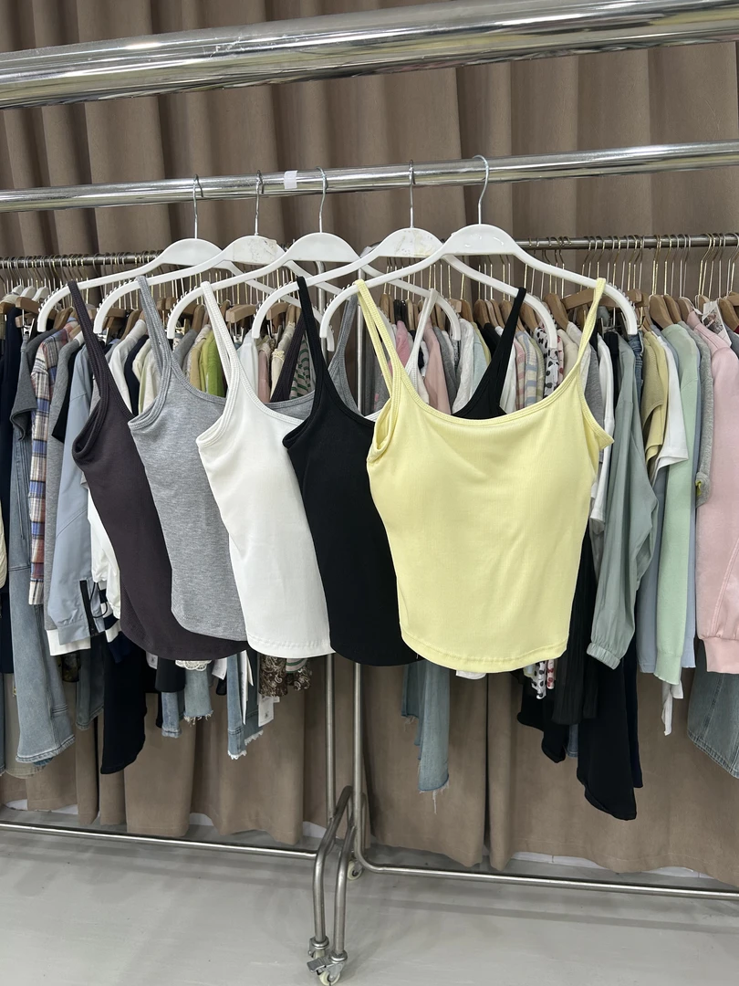 Q1764简约吊带背心带胸垫固定美背修身显瘦外穿打底上衣