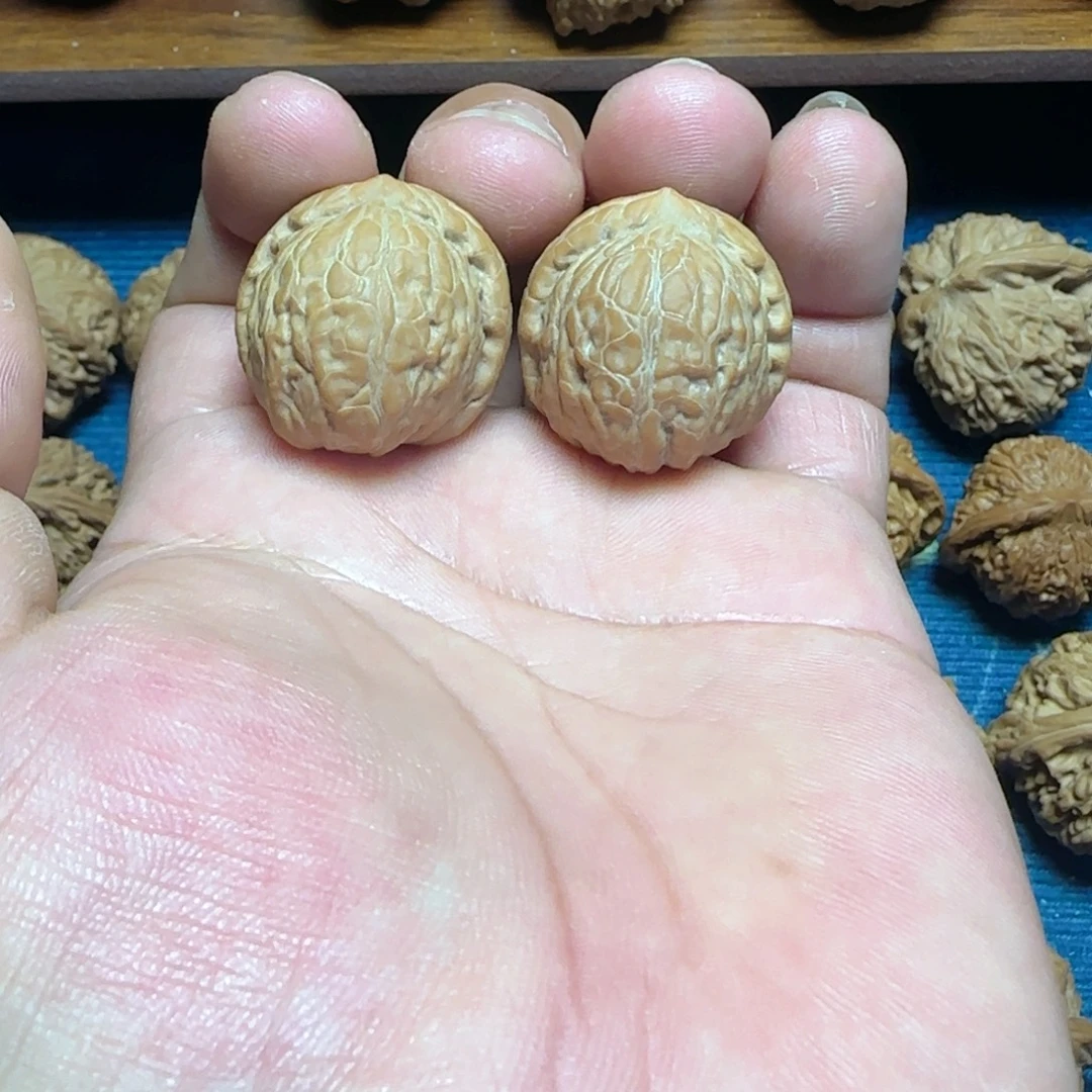 B***9文玩核桃吊坠全品平谷舍利子