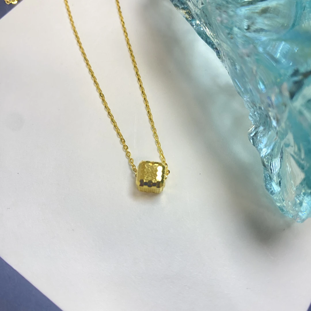【钟吾黄金】足金999 时尚爆闪方糖项链