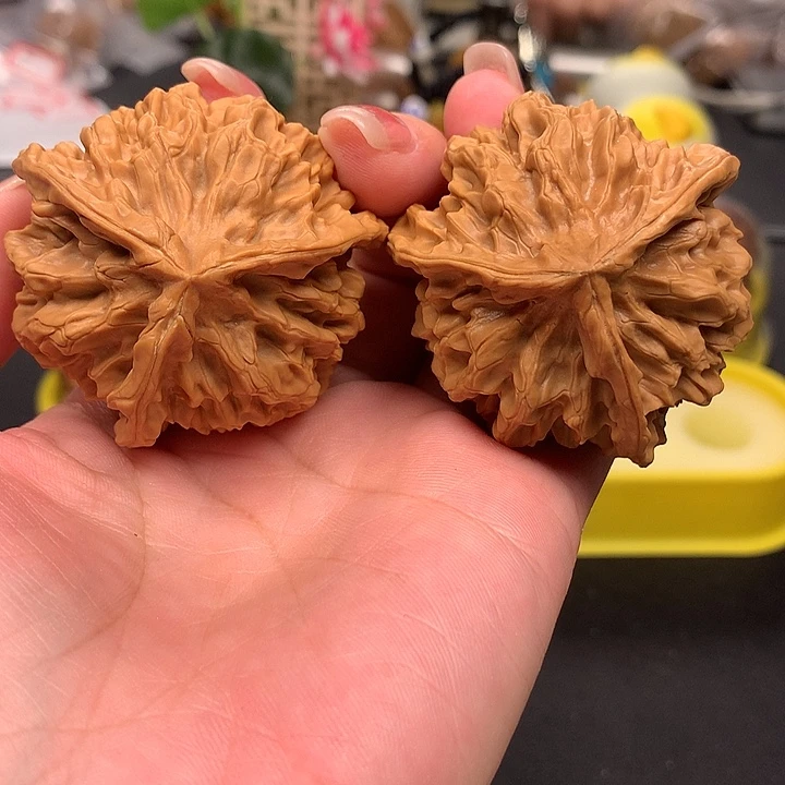 文玩核桃吊坠←****西48三棱