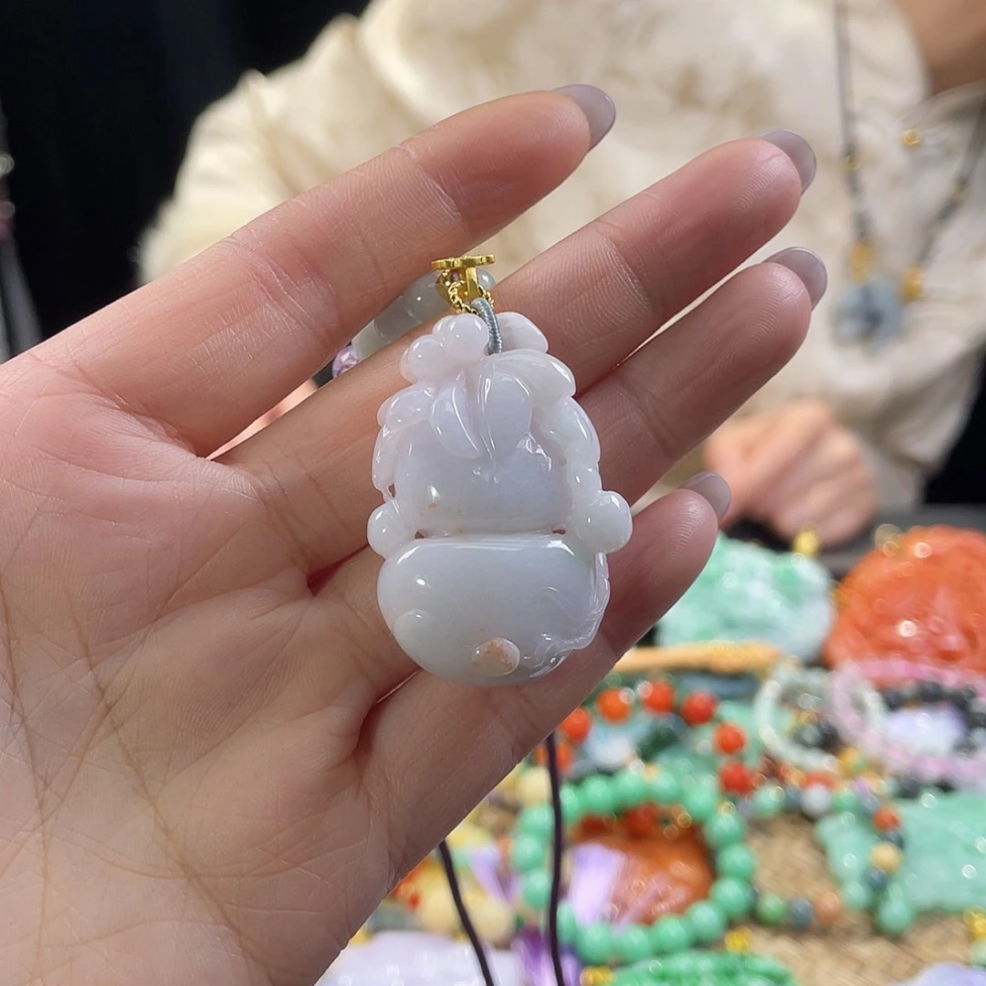 翡翠颈饰未镶嵌代编织