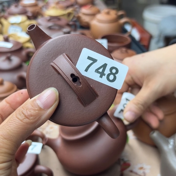 茶壶紫砂底槽清大瑕疵80cc
