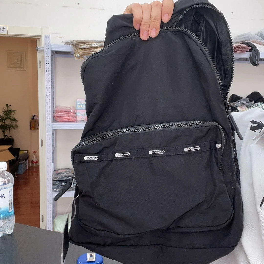 PU化妆包等各种产品和