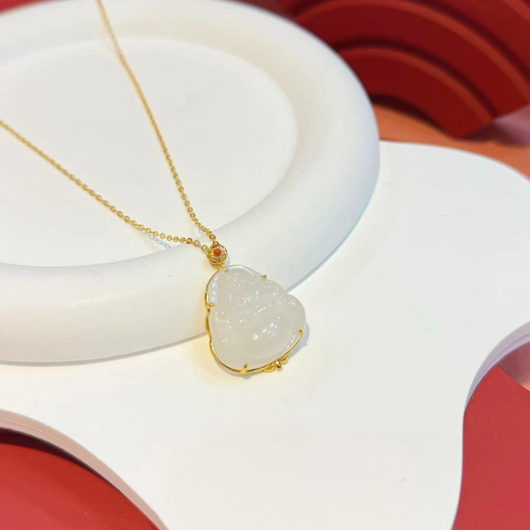 18K金圆扣满镶嵌20mm高货白玉佛HNZ9162