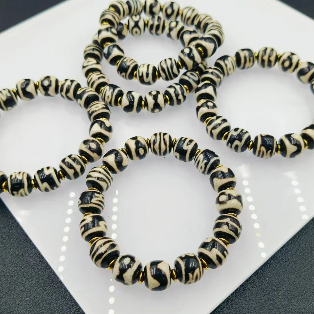 「戴琴珠宝」FR6269-玛瑙10mm左右虎牙单圈手串（多样性发其一）