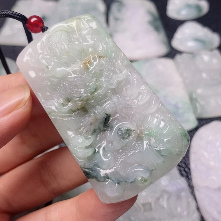 翡翠未镶嵌颈饰天然翡翠A货