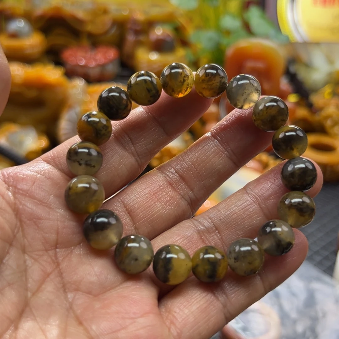 石英质玉未镶嵌颈饰