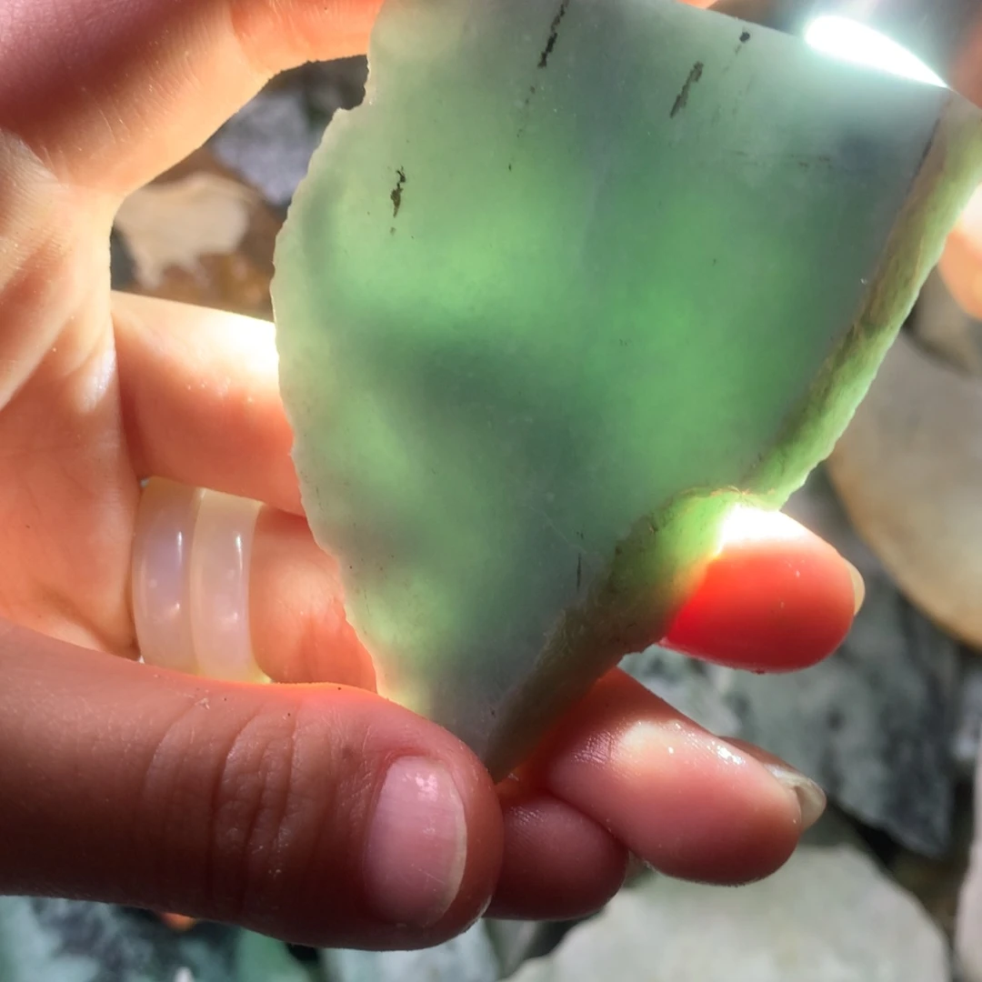 翡翠颈饰未镶嵌缅甸翡翠