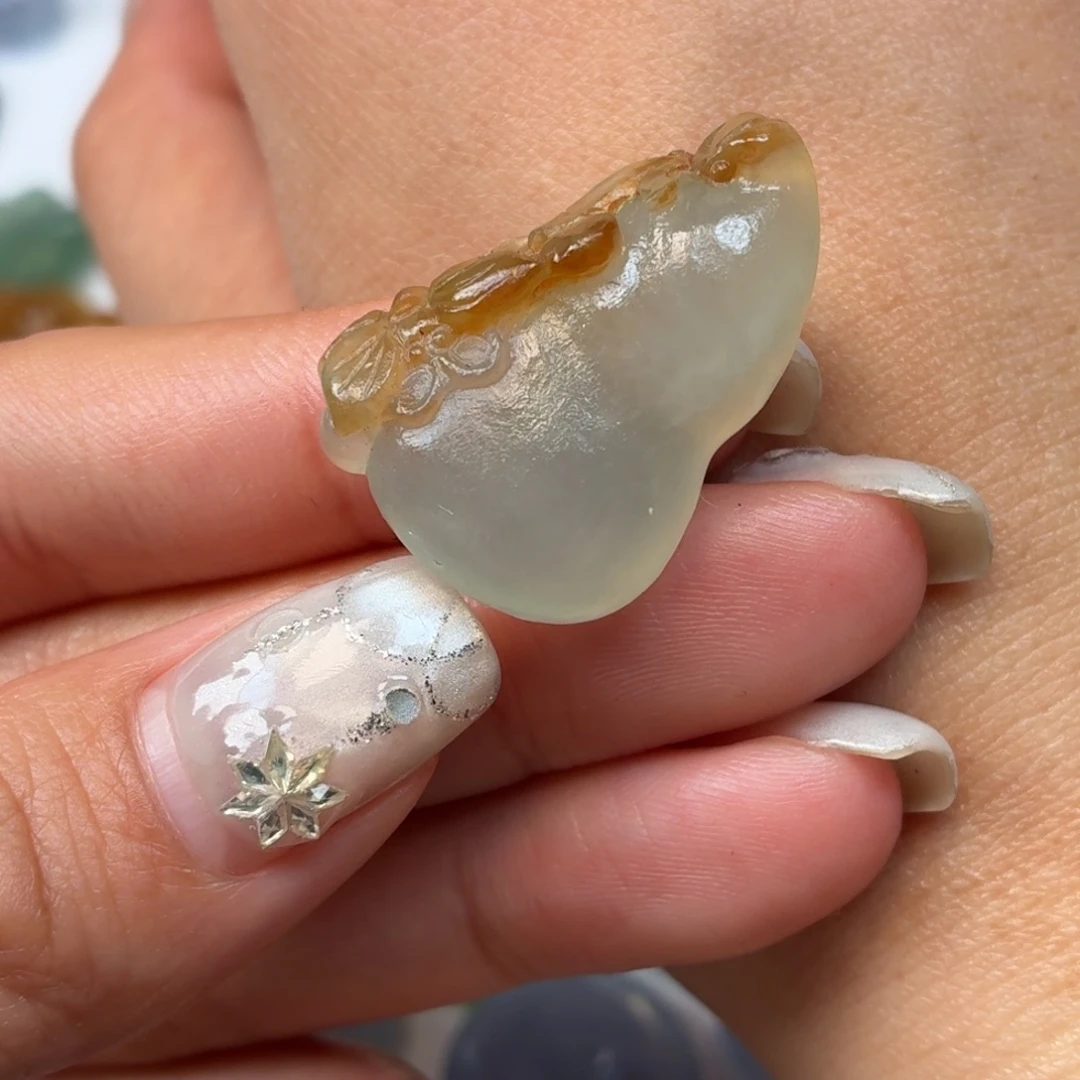 定制翡翠未镶嵌葫芦