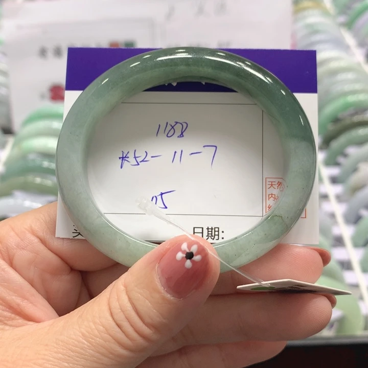 翡翠未镶嵌手镯05