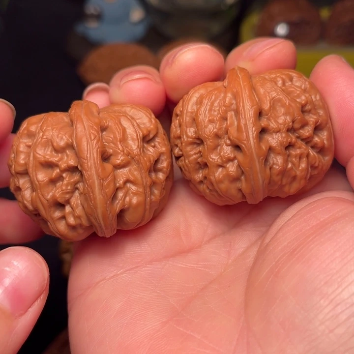 文玩核桃把件平谷元宝40