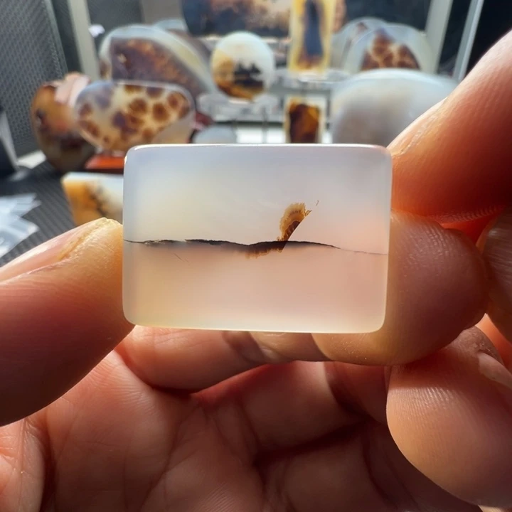 未镶嵌玛瑙/玉髓珠宝奇石