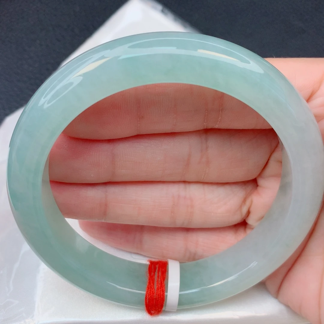 翡翠未镶嵌手镯61.6圈 细糯冰甜绿底胶润