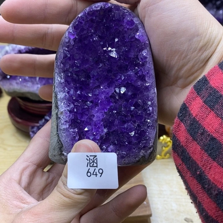 水晶大型摆件（非配饰）未镶嵌