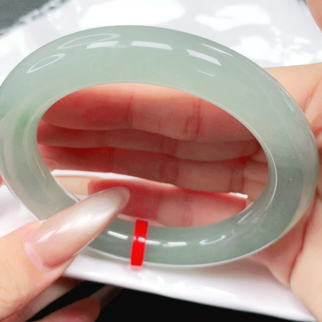 翡翠未镶嵌手镯57