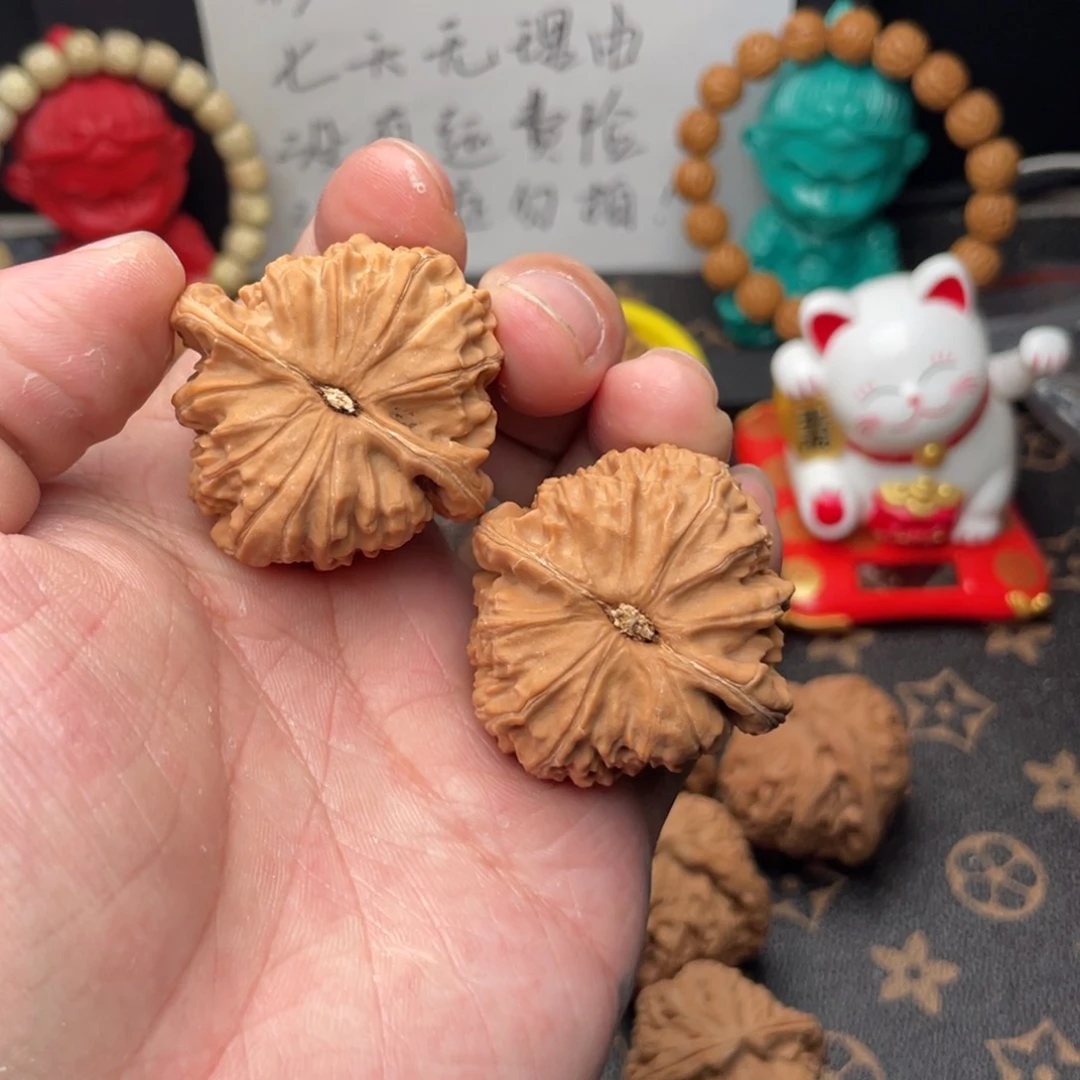 核桃把件一**༻39三角白无修