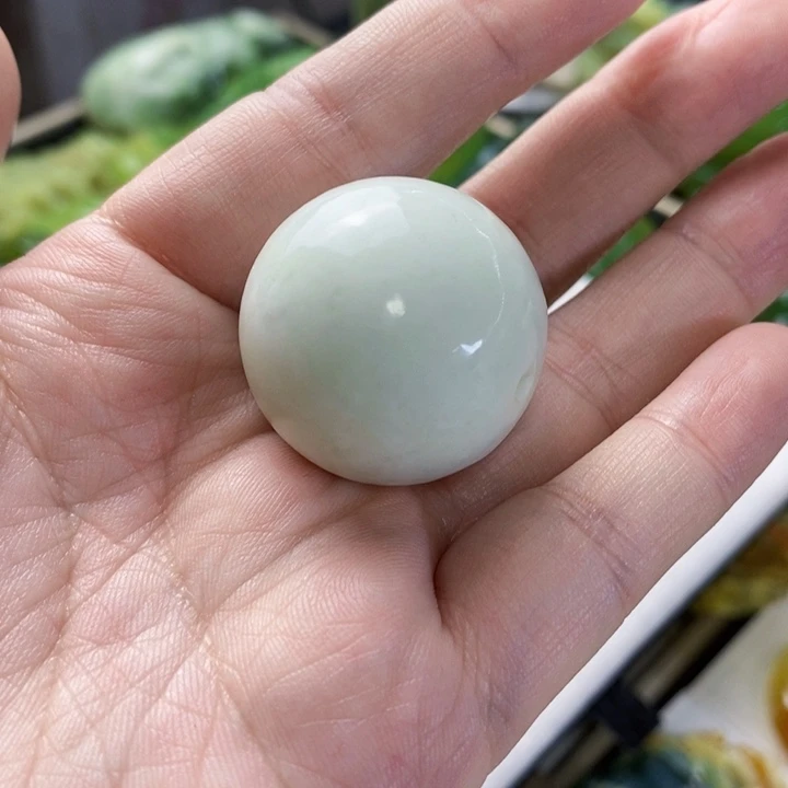 未镶嵌颈饰蓝田玉（蛇纹石化大理石玉）魔