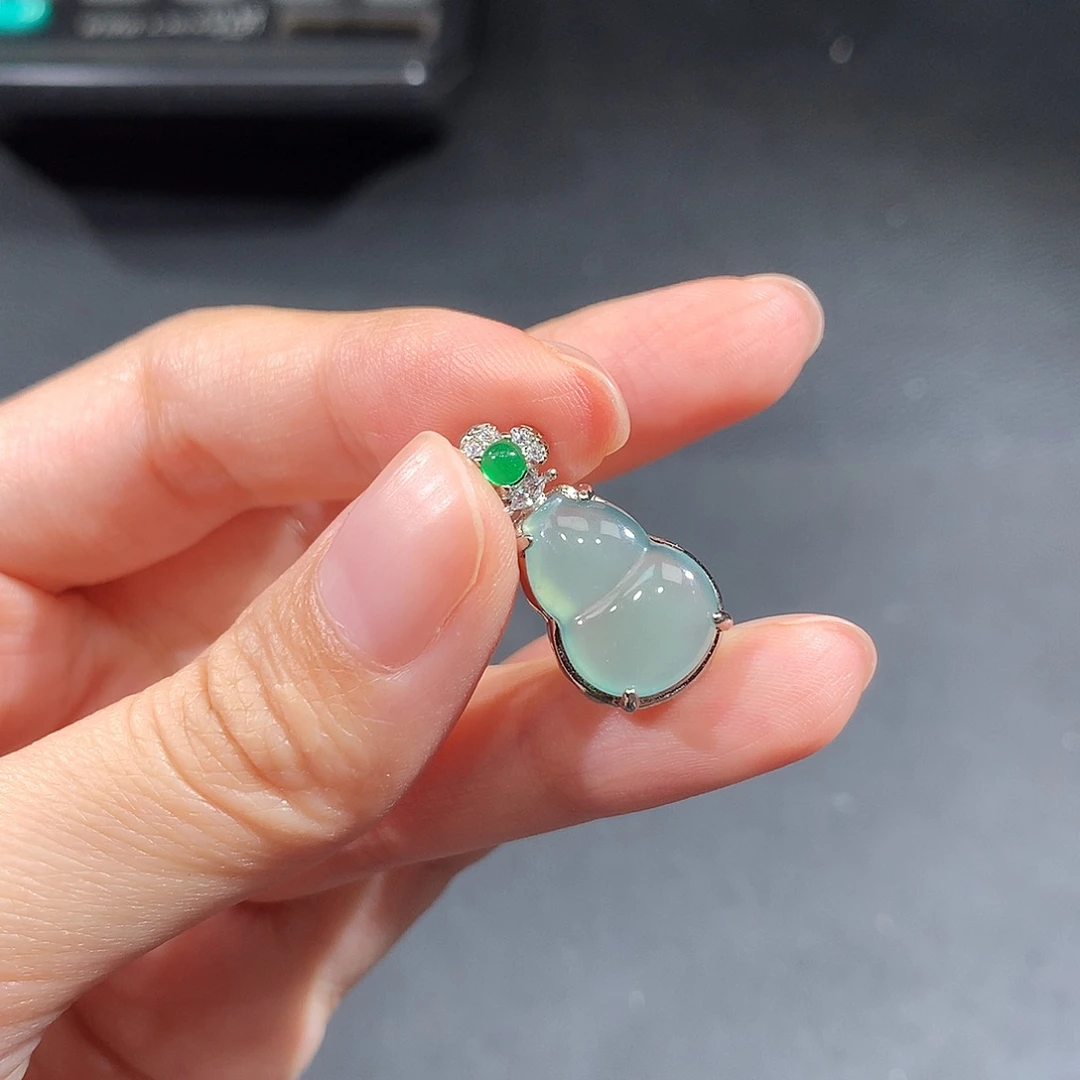 未镶嵌戒指翡翠翡翠