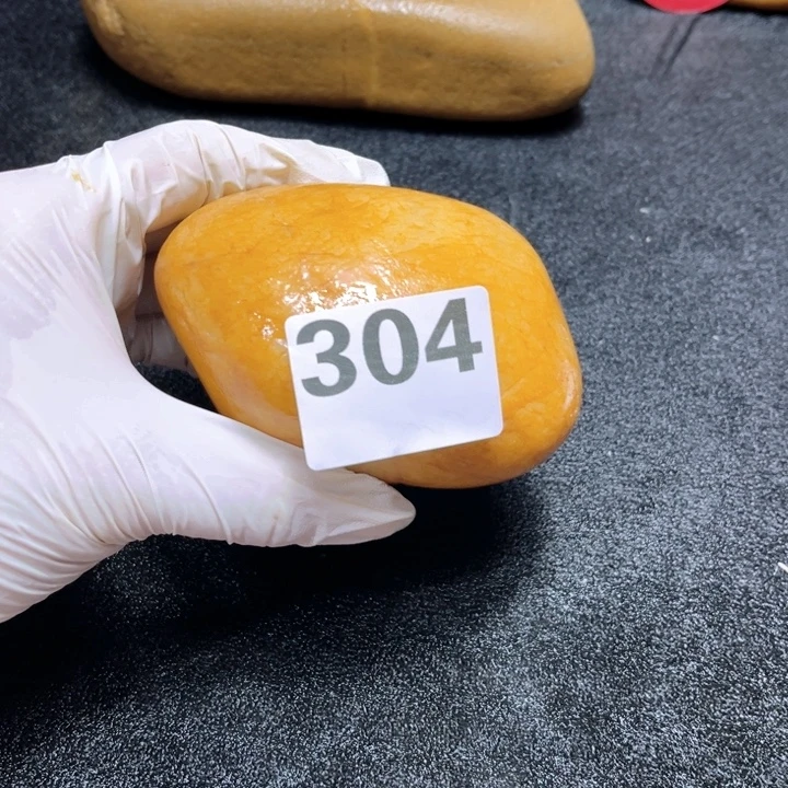 用***9手工艺品琉璃木头人的故事和人物关系