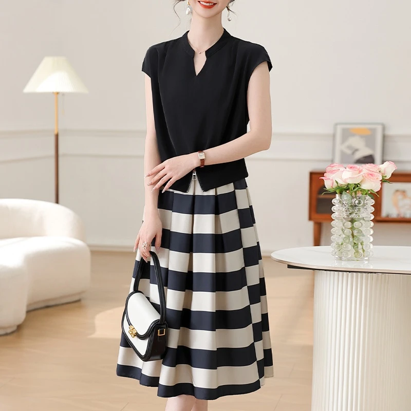 妈妈夏装套装端庄大气连衣裙中老年夏季冰丝上衣短袖小衫半身裙女