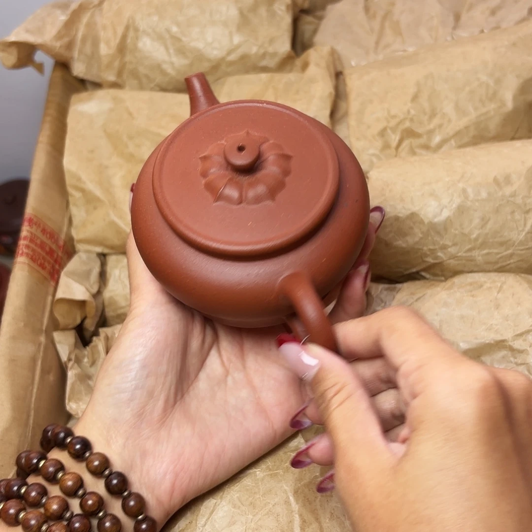 甄选宜兴本土紫砂壶