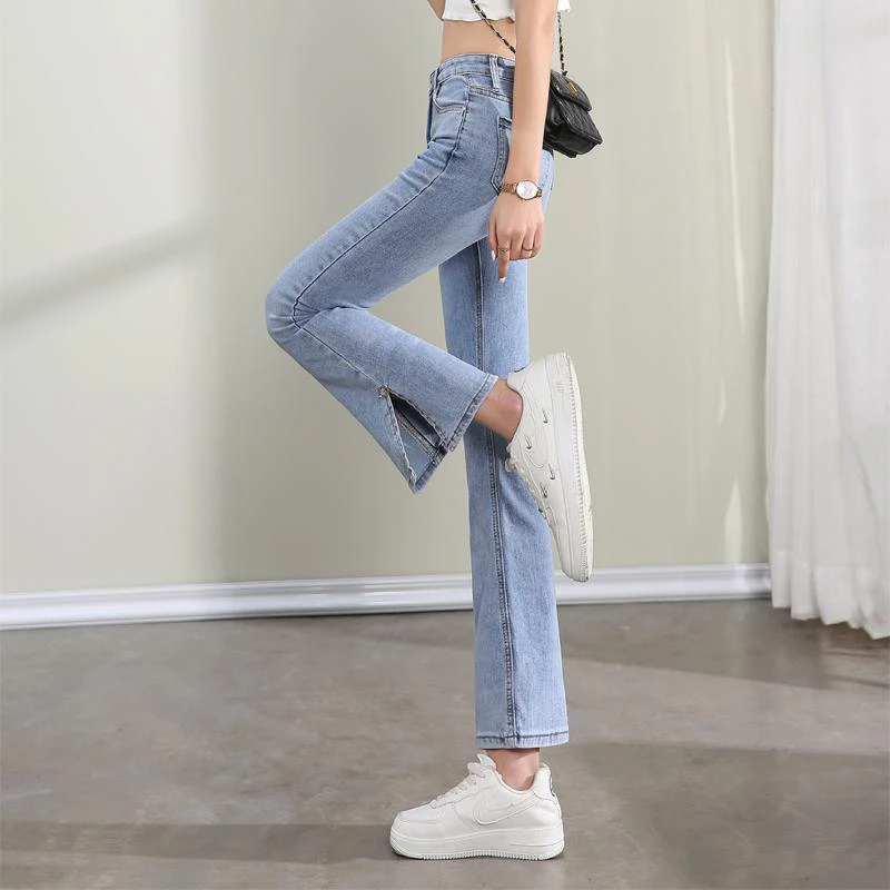 小个子前开衩微喇加长牛仔裤女2025年新款浅蓝马蹄喇叭通勤休闲裤