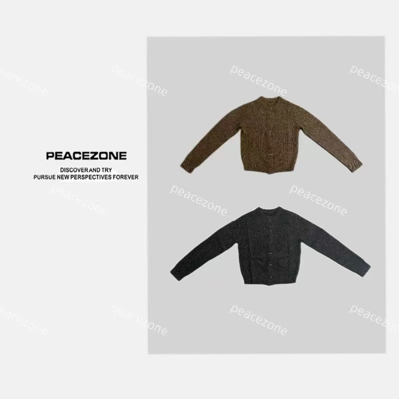 Peacezone 100耗牛绒 新款圆领简约单排扣设计毛衣/75001