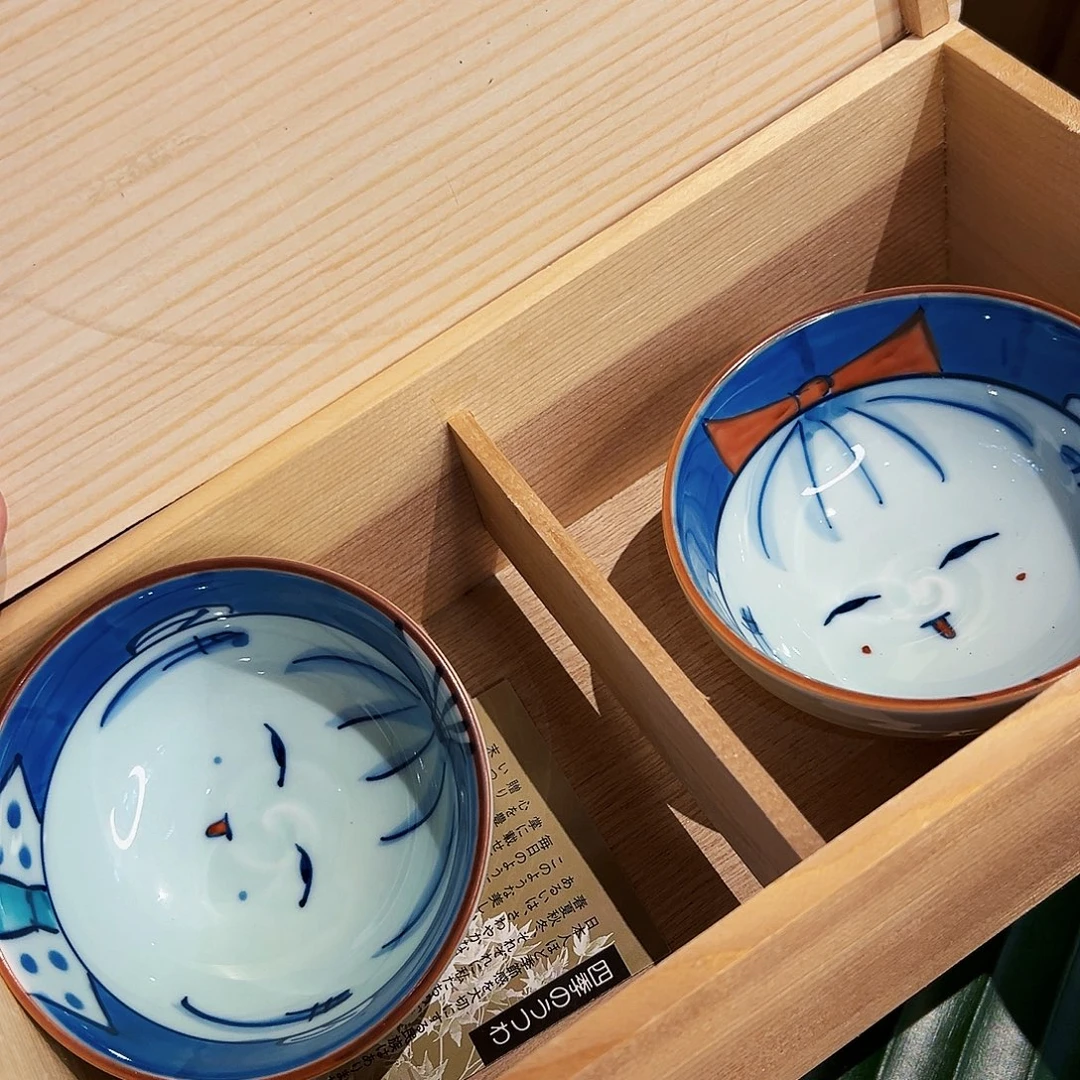 咖啡杯和茶杯也要搭配一些茶来