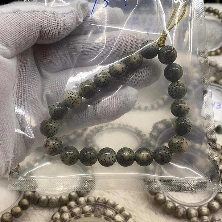 星月菩提吊坠海南原生态15