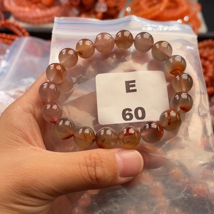 南红玛瑙未镶嵌多样性发货默认微瑕称重11mm