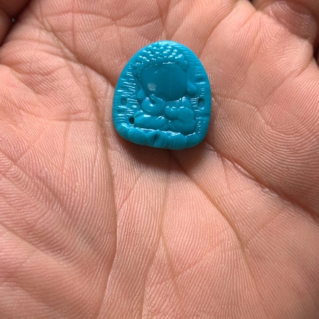 绿松石未镶嵌颈饰