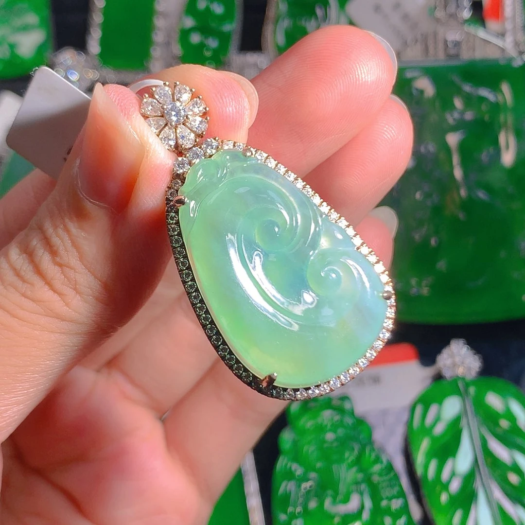 翡翠未镶嵌吊坠(不含链)