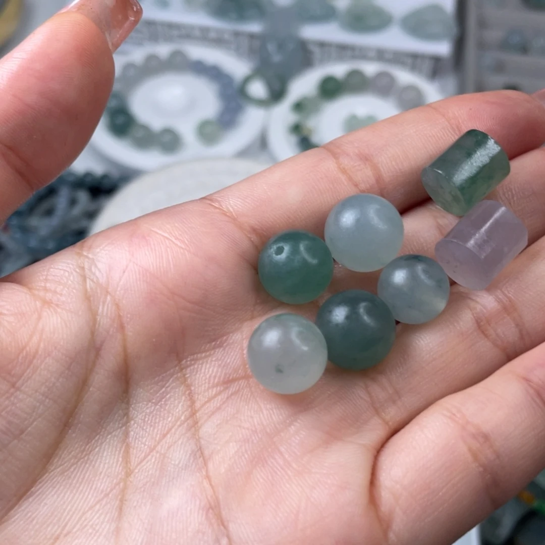 定制翡翠未镶嵌你**瞒天然翡翠